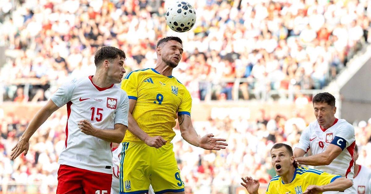 Украина мен Польша футболдан әлем чемпионатын бірге өткізуді жоспарлап отыр