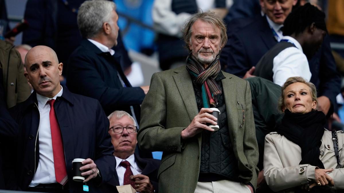 Джим Рэтклифф британ қоғамын капиталға деген қызғаныш үшін сынға алып, иммиграция туралы қатал пікір білдірді
