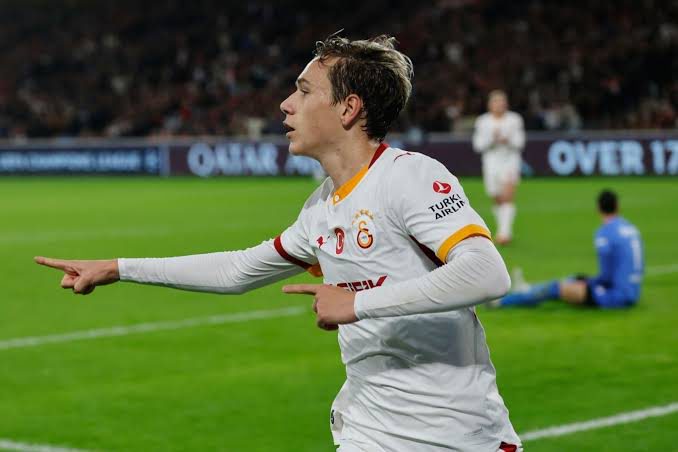 «Галатасарай» камбэк жасап, «Лилльді» сырт алаңда жеңді